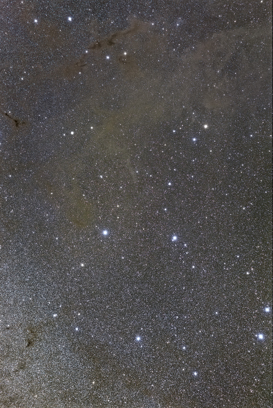 おおかみ座b228付近の暗黒星雲と分子雲 石鎚の西で星をみています